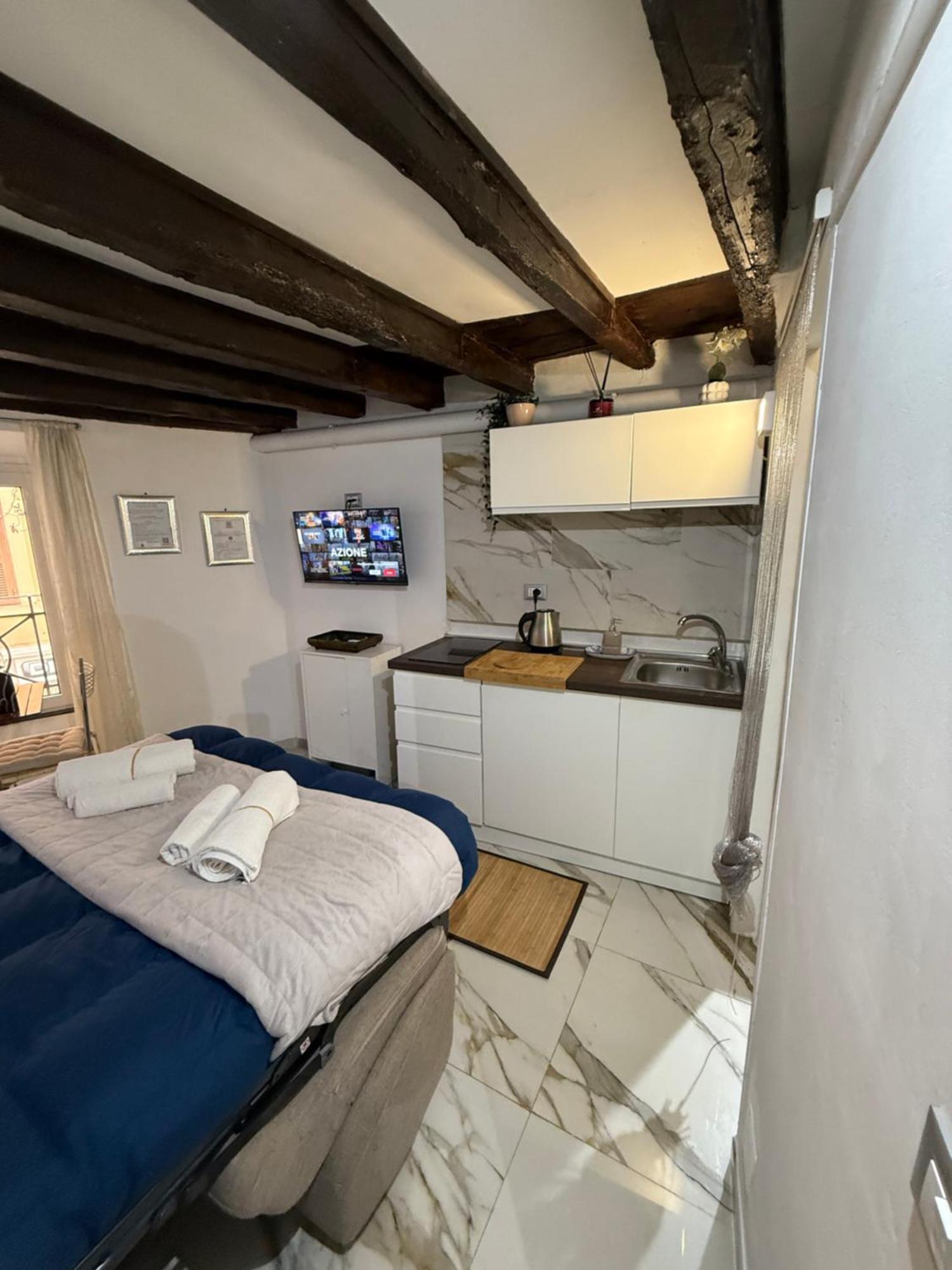 Nest At Campo De Fiori And Navona Square Apartment Rome