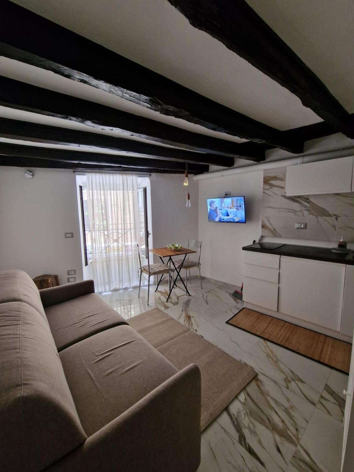 Nest At Campo De Fiori And Navona Square Appartamento Roma